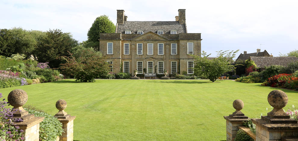 Bourton House Garden