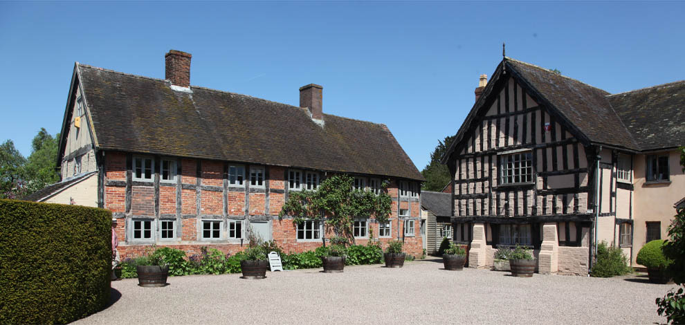 Wollerton Old Hall